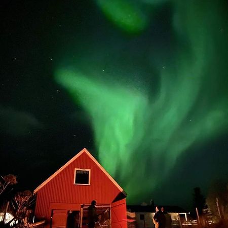 Nydelig Utsikt, Egen Leilighet Med To Parkeringer Movik  Bagian luar foto